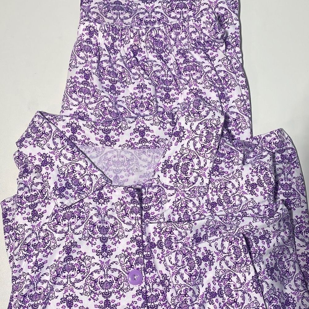 Woman’s Large Pajama Set